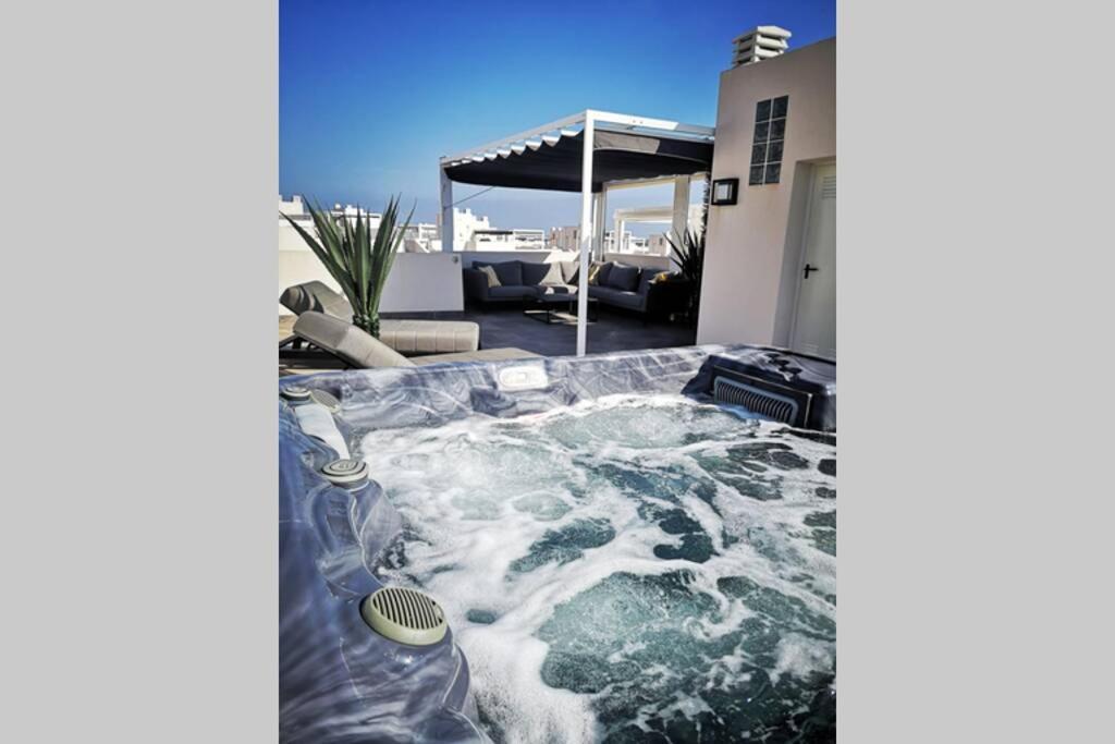 Black Sun. Modern Penthouse In Torrevieja Exterior foto