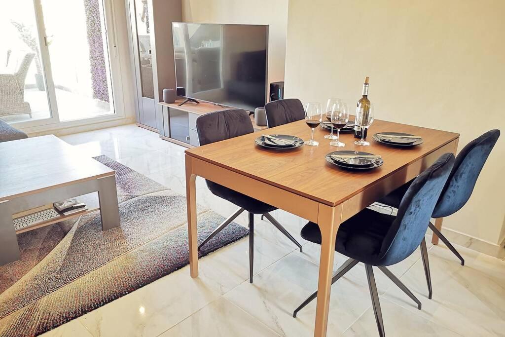 Black Sun. Modern Penthouse In Torrevieja Exterior foto